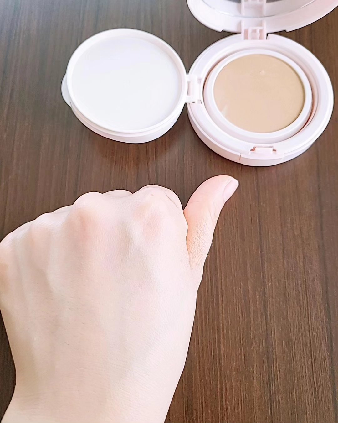 アクアリー スキンウェア カバー 01 ライトベージュ/ESPRIQUE/クッションファンデーションを使ったクチコミ（1枚目）