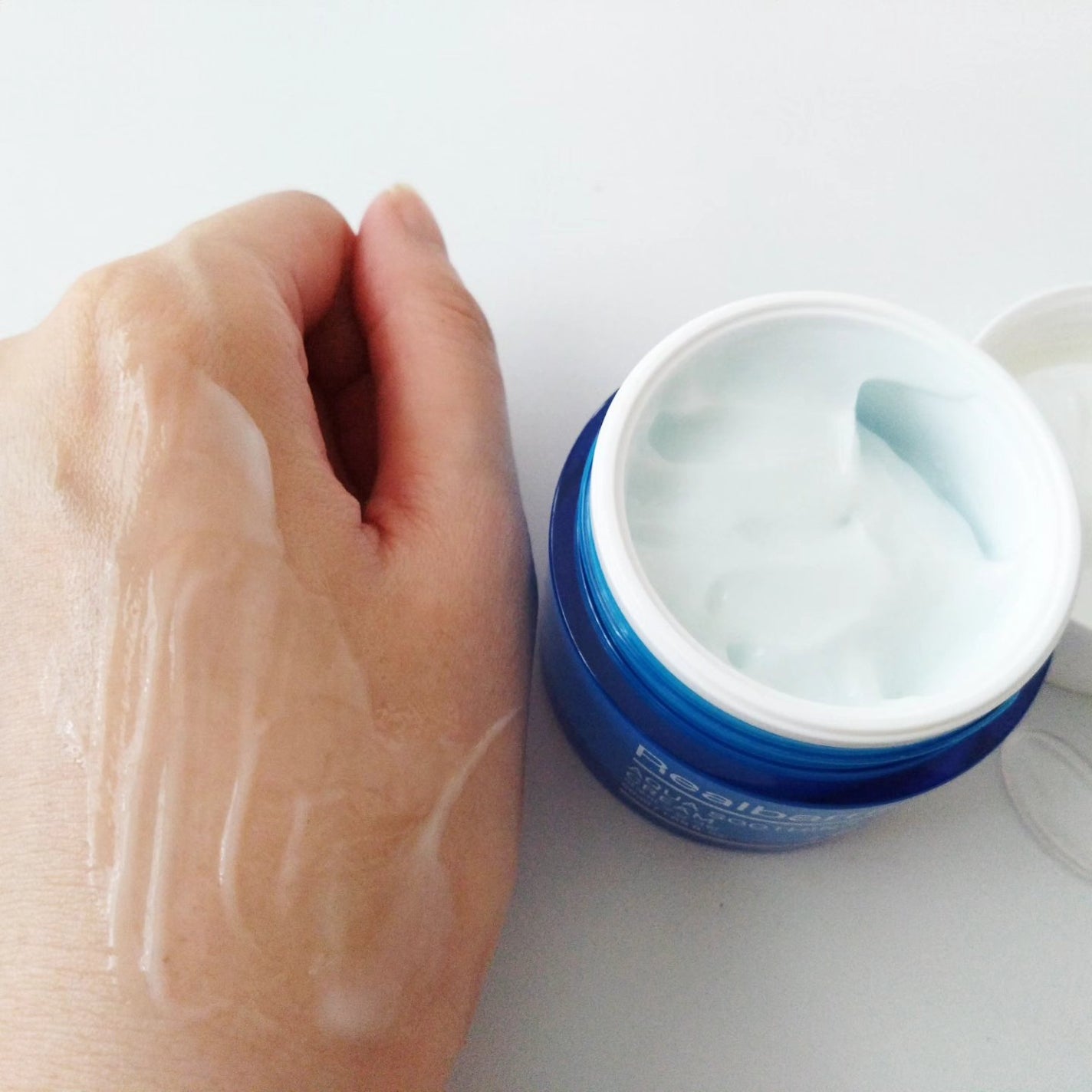 アクアスージングクリーム/Real Barrier/フェイスクリームを使ったクチコミ(4枚目)