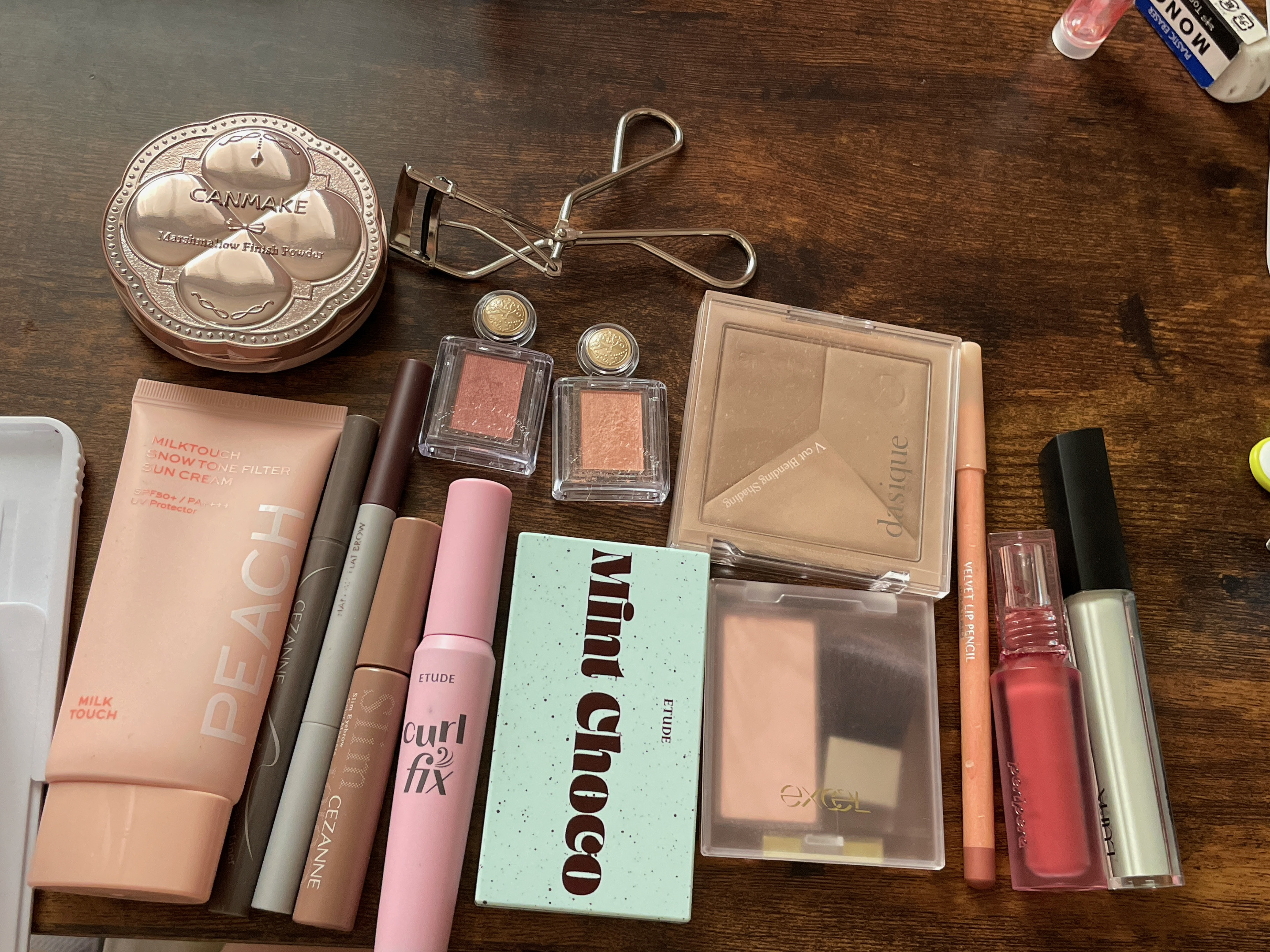 ハンオールフラットブロウ W1 ジェントルブラウン/rom&nd/アイブロウペンシルを使ったクチコミ（2枚目）