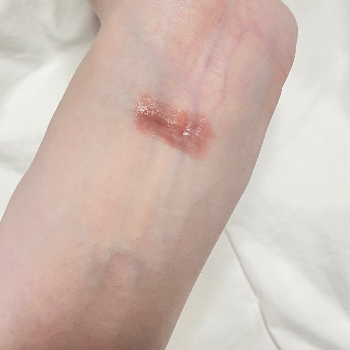 ボンディンググロウリップスティック/Laka/口紅を使ったクチコミ(2枚目)