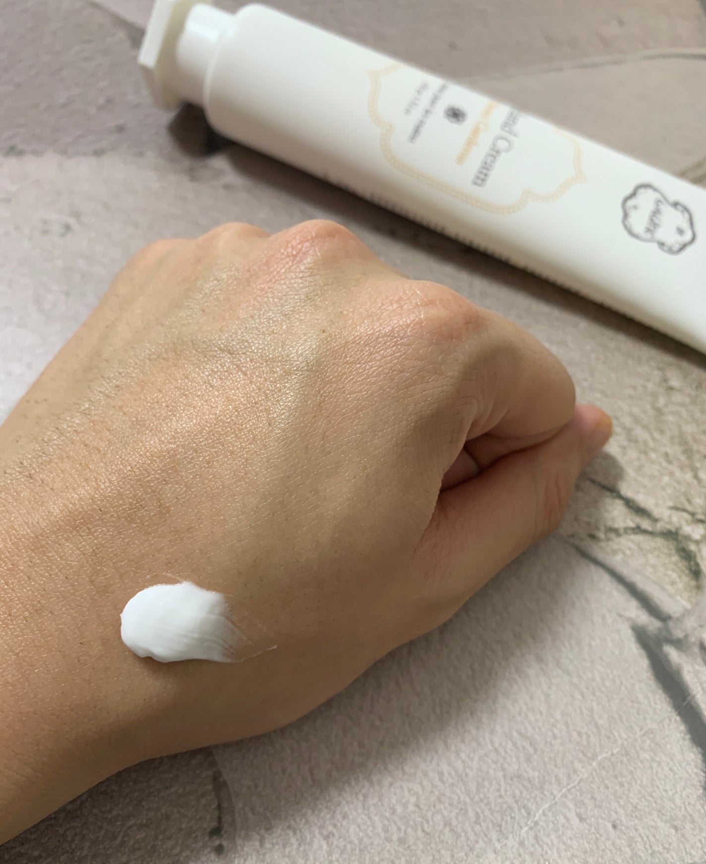 ピオニーガーデニア ハンドクリーム/Laline/ハンドクリームを使ったクチコミ(3枚目)