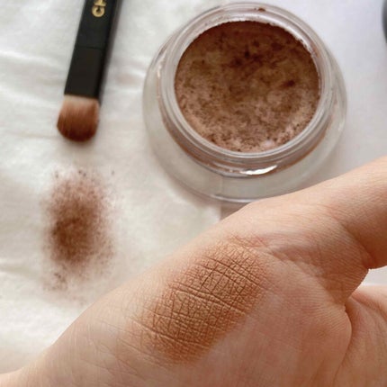 CHANEL オンブル プルミエール クレームのクチコミ「CHANEL 
オンブル プルミエール クレーム
820 メモリー
10円玉みたいな銅色
黄.....」(2枚目)