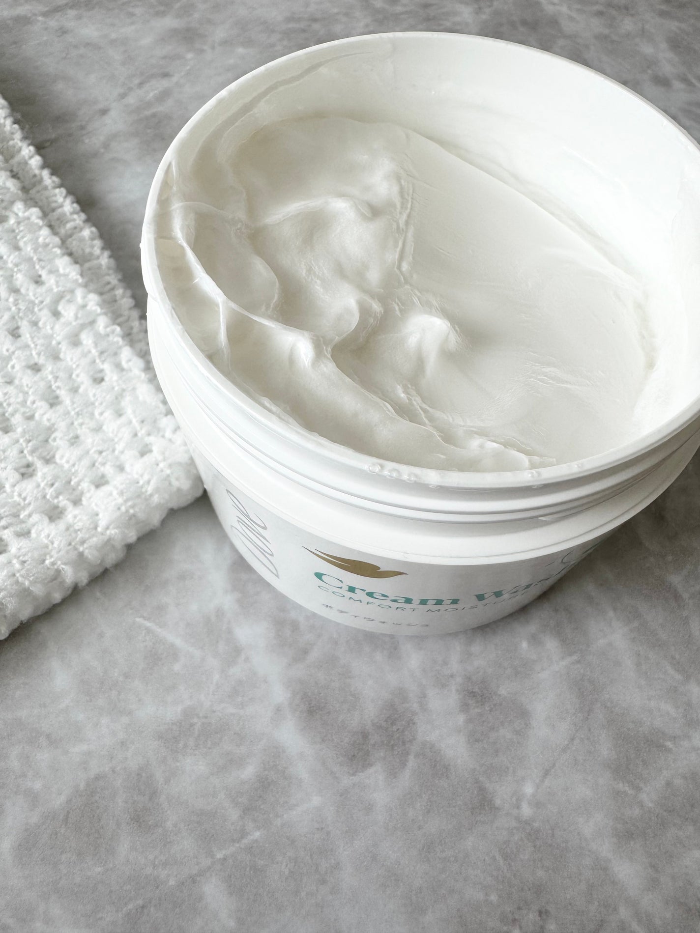 ダヴ クリームボディウォッシュ コンフォートモイスチャー/ダヴ/ボディソープを使ったクチコミ(2枚目)