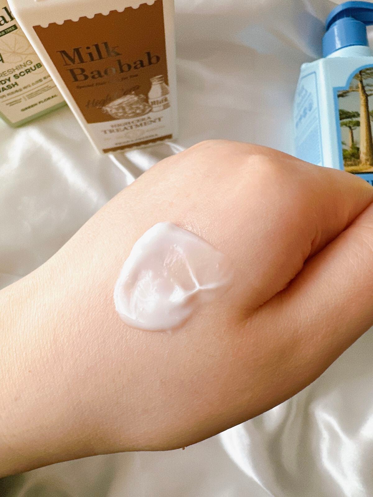 ミルクバオバブ パフュームボディウォッシュ ホワイトムスク/ミルクバオバブ/ボディソープを使ったクチコミ(9枚目)