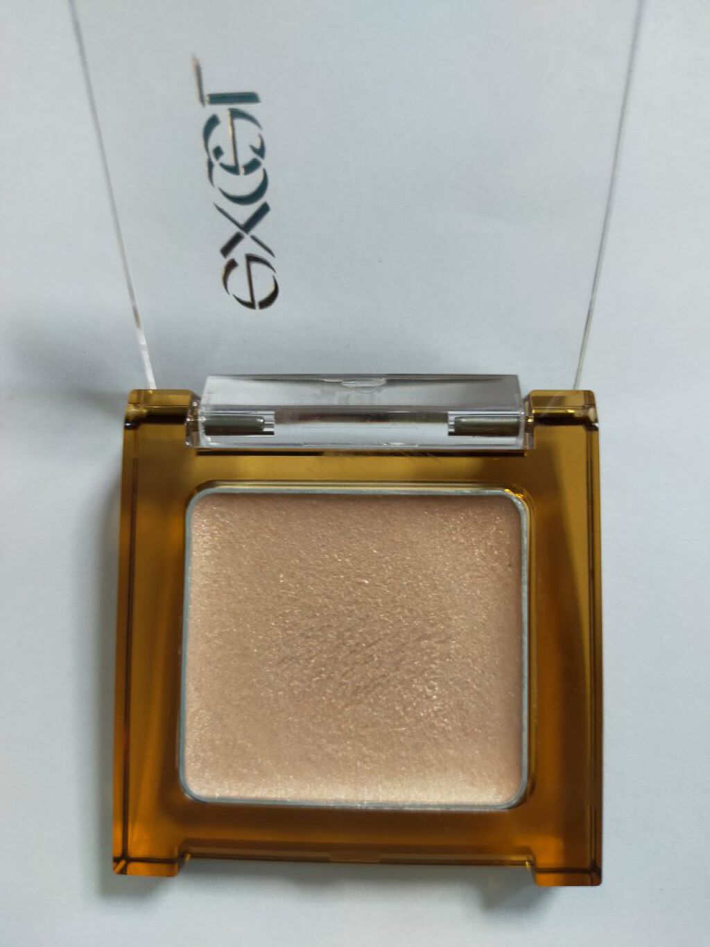 イルミクチュールシャドウ IC01 ムーントリップ/excel/ジェル・クリームアイシャドウを使ったクチコミ（2枚目）