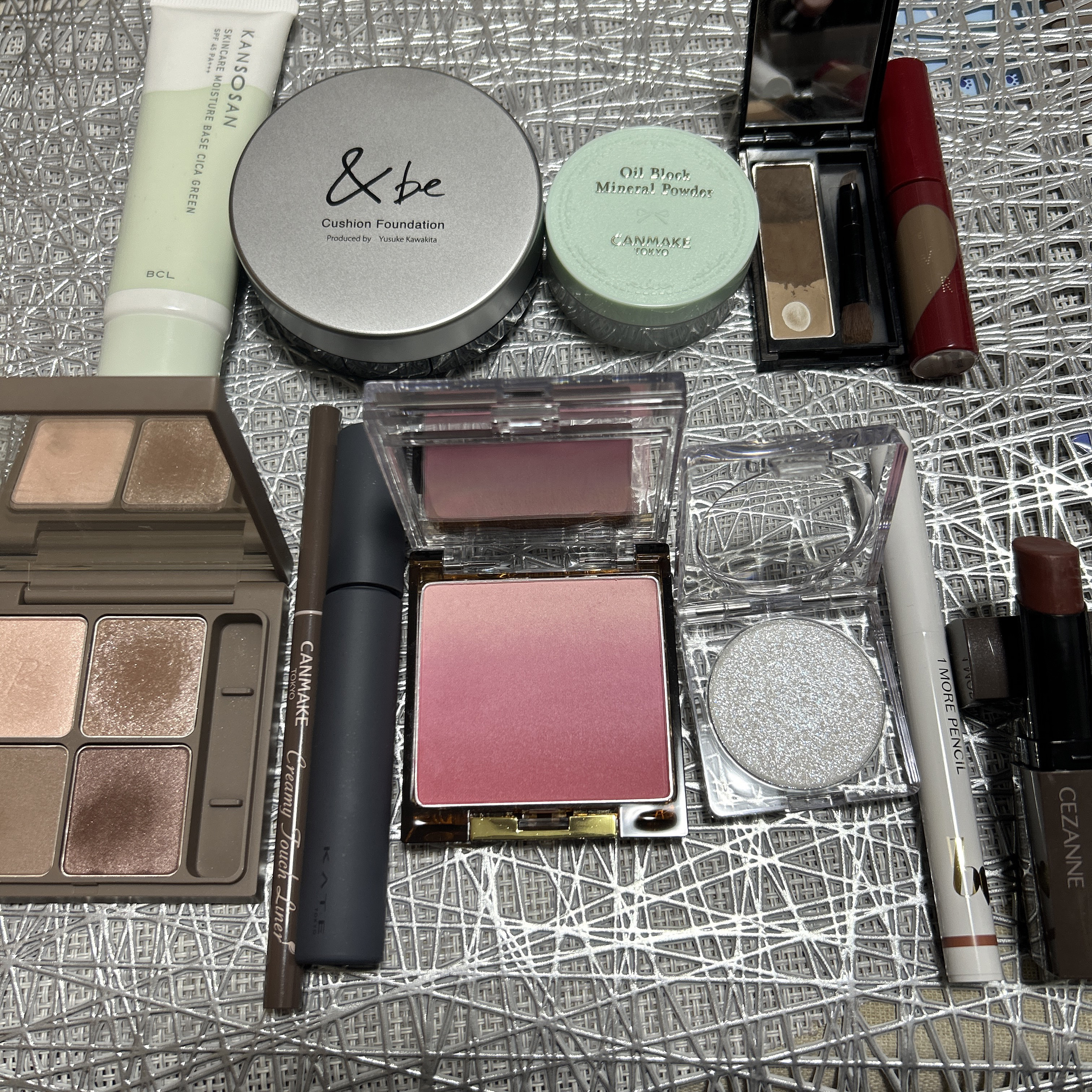 クリーミータッチライナー/キャンメイク/ジェルアイライナーを使ったクチコミ（2枚目）