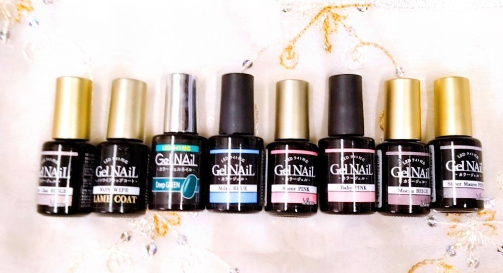 ジェルネイルユニコーン/セリア/ジェルネイルを使ったクチコミ（1枚目）