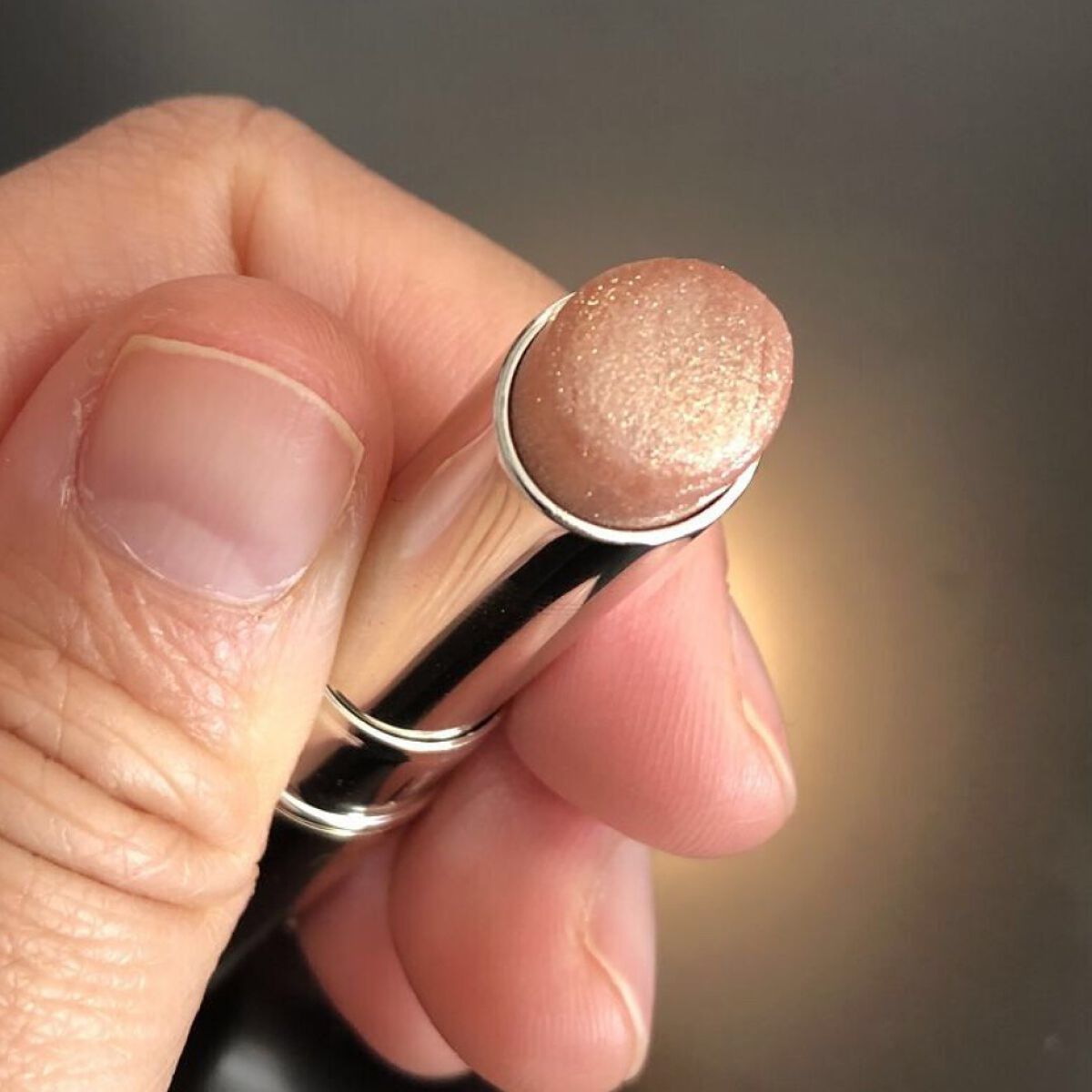 シャイニーエッセンスリップA BE-02/media/口紅を使ったクチコミ（1枚目）