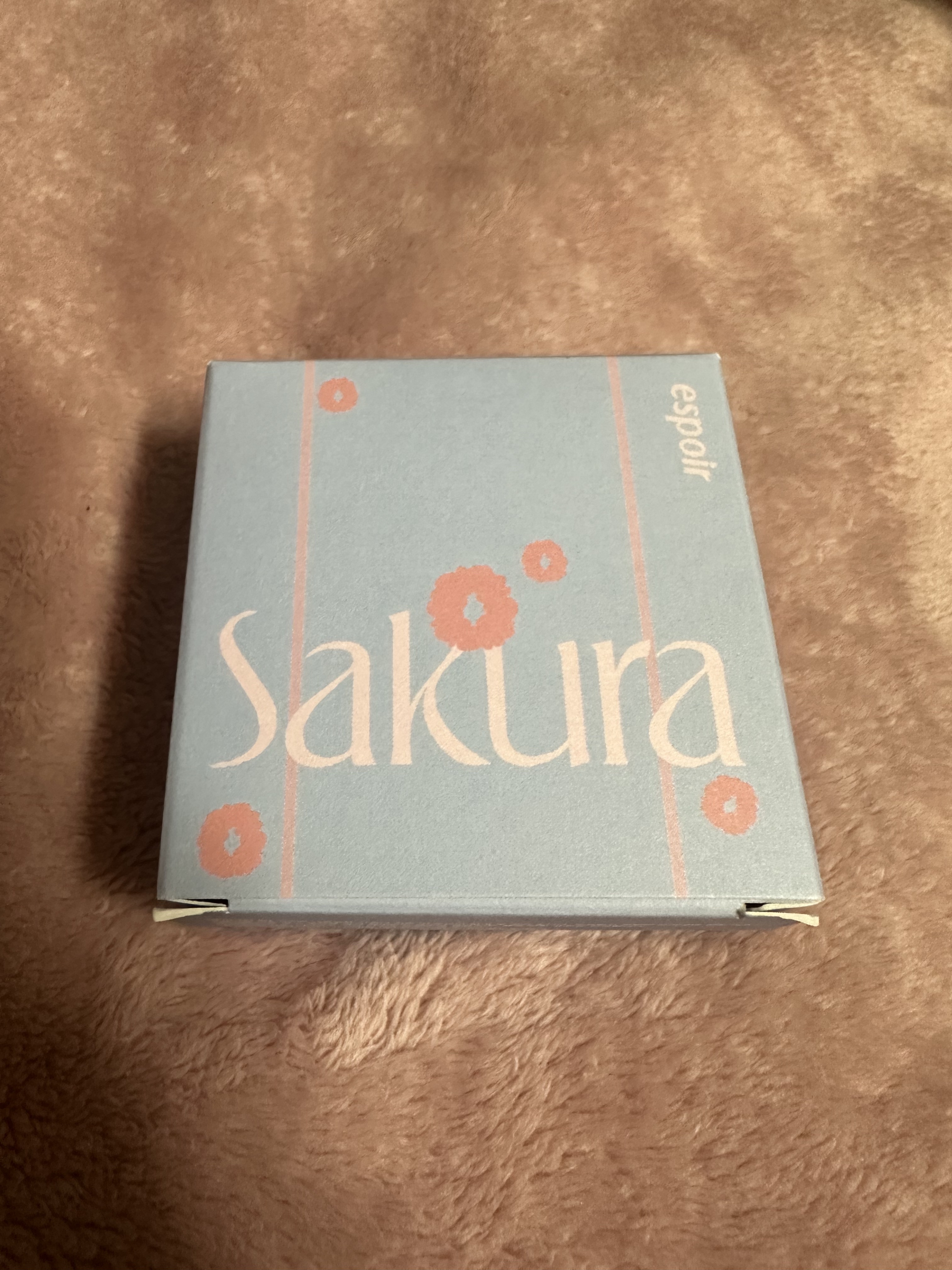 プロテーラービーベルベットカバークッション 21 アイボリー（桜エディション）/espoir/クッションファンデーションを使ったクチコミ（2枚目）