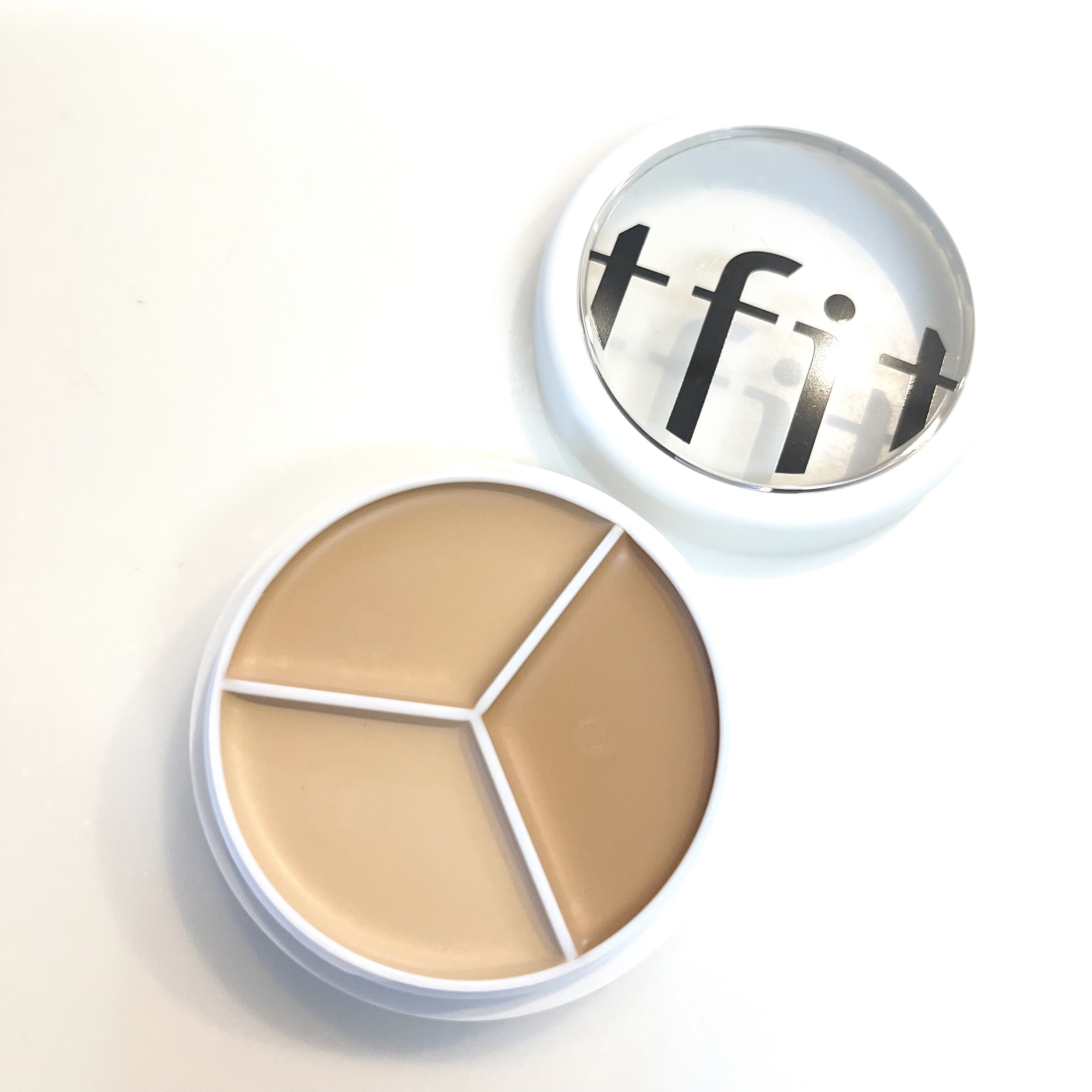 カバーアッププロコンシーラー/TFIT/パレットコンシーラーを使ったクチコミ（3枚目）