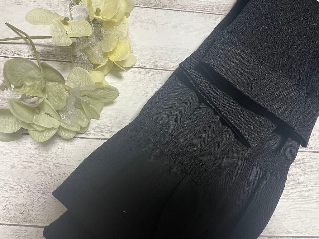 ぱすかる on LIPS 「ギュットシェイプご紹介します(*ˊ˘ˋ*)。♪:*°履くだけ2..」(2枚目)