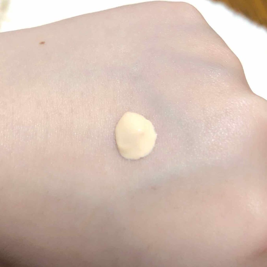 マットシフォン UVホワイトニングベースN/KiSS/化粧下地を使ったクチコミ（2枚目）