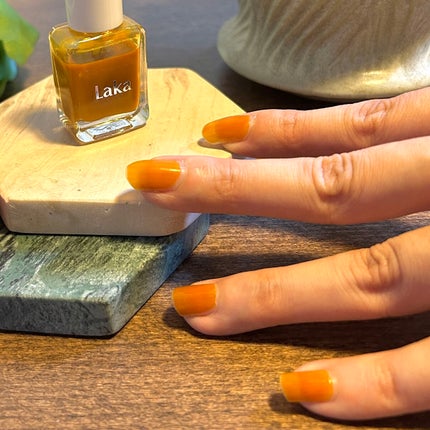 グラッシーネイルカラー/Laka/マニキュアを使ったクチコミ(2枚目)