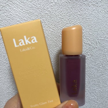 Laka　フルーティーグラムティント115エンヴィ💄


※成分や商品名を確認される方は5枚目をご覧ください


深みのあるダークな色に惹かれて購入♡
実際に見るとザ・紫💜というくらいハッキリしています