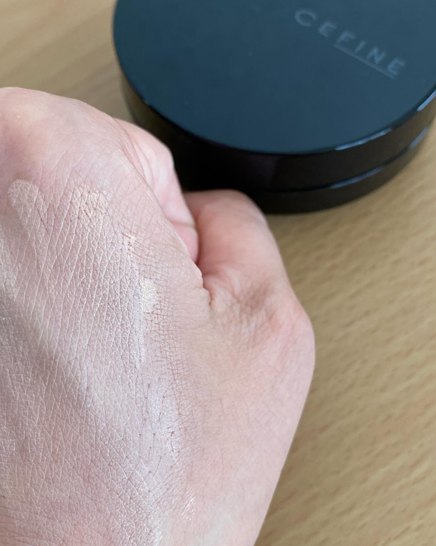 シルキーウェットリクイド 02 自然な肌色 （レフィル(パフ付)）/セフィーヌ/クリーム・エマルジョンファンデーションを使ったクチコミ（3枚目）