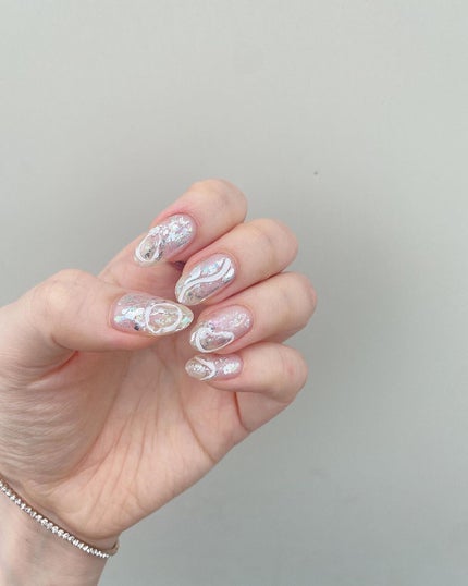 *chihiro.💐🎀 on LIPS 「🫧#クリアネイル#ニュアンスネイル#シルバーネイル#102ch..」(2枚目)