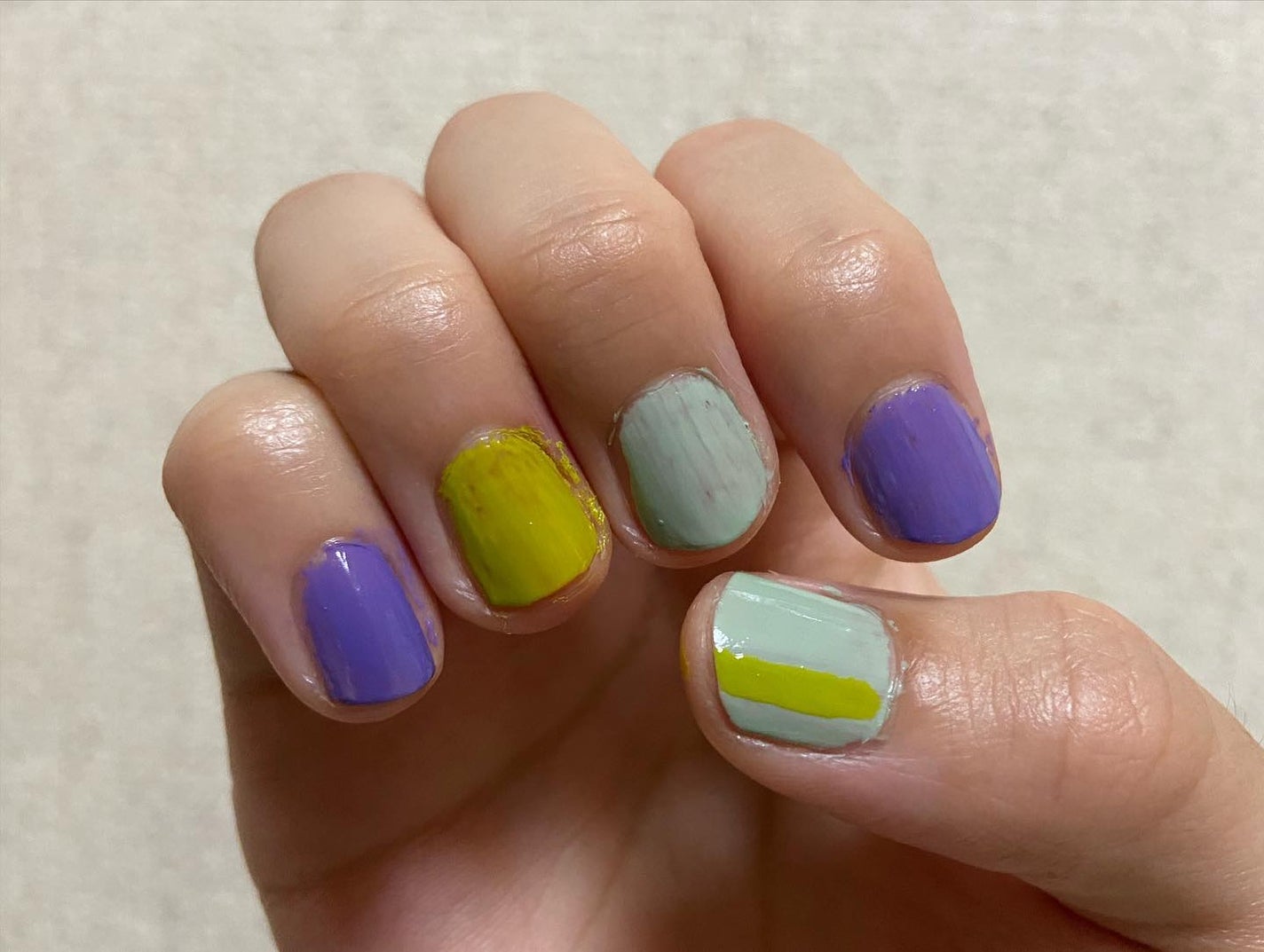 ジェルフィニッシュ ネイルカラー/サリーハンセン/マニキュアを使ったクチコミ(3枚目)