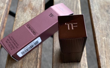 TOM FORD BEAUTY リップ カラー マットのクチコミ「TOM FORD BEAUTY
リップ カラー マット
02 CAローズペタル     792.....」（3枚目）