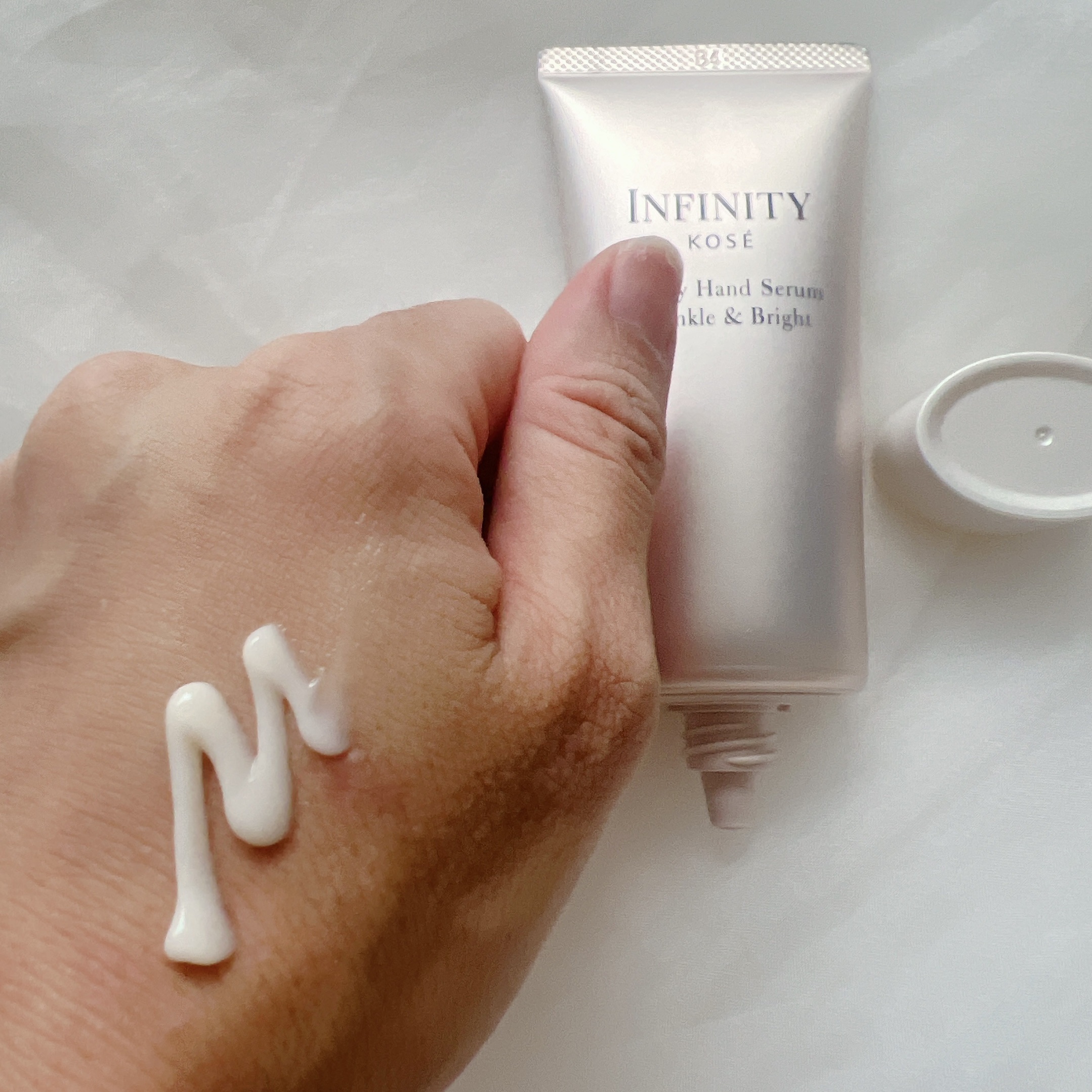 インフィニティ　ビューティーハンドセラム リンクル＆ブライト [医薬部外品]/インフィニティ/ハンドクリームを使ったクチコミ（2枚目）