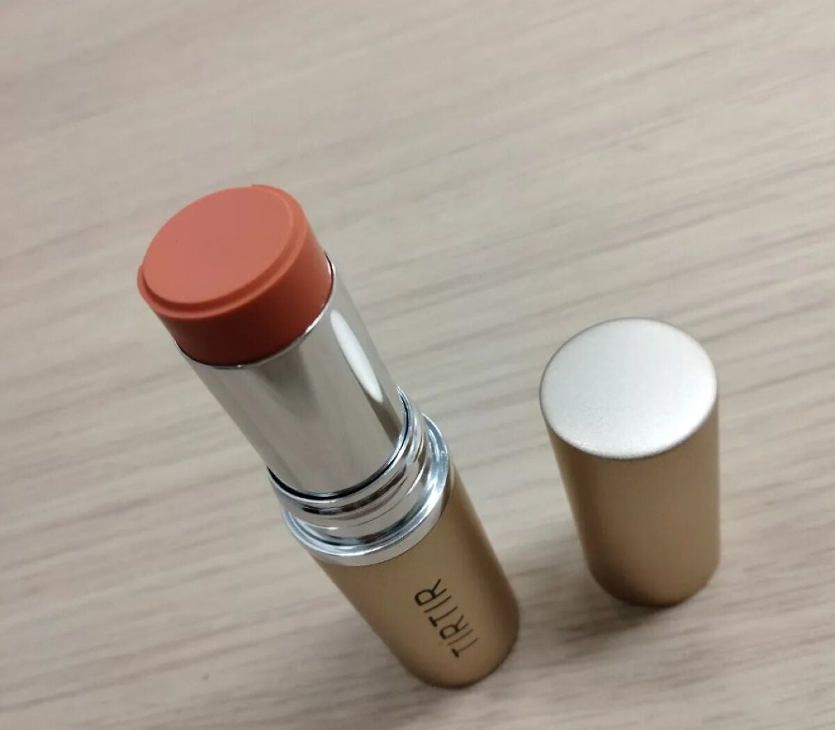 マイグロウハイライター/TIRTIR(ティルティル)/スティックハイライトを使ったクチコミ(3枚目)