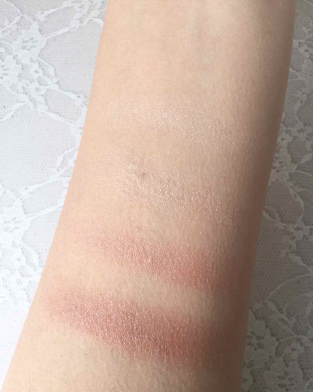 シルキースフレアイズ/キャンメイク/アイシャドウパレットを使ったクチコミ(3枚目)