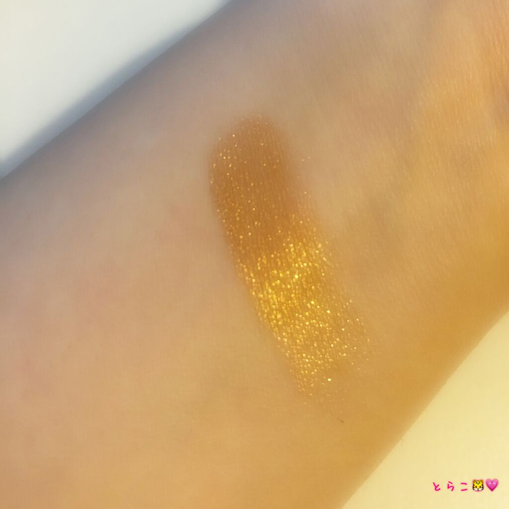 シャドーカスタマイズ/MAJOLICA MAJORCA/単色アイシャドウを使ったクチコミ(2枚目)