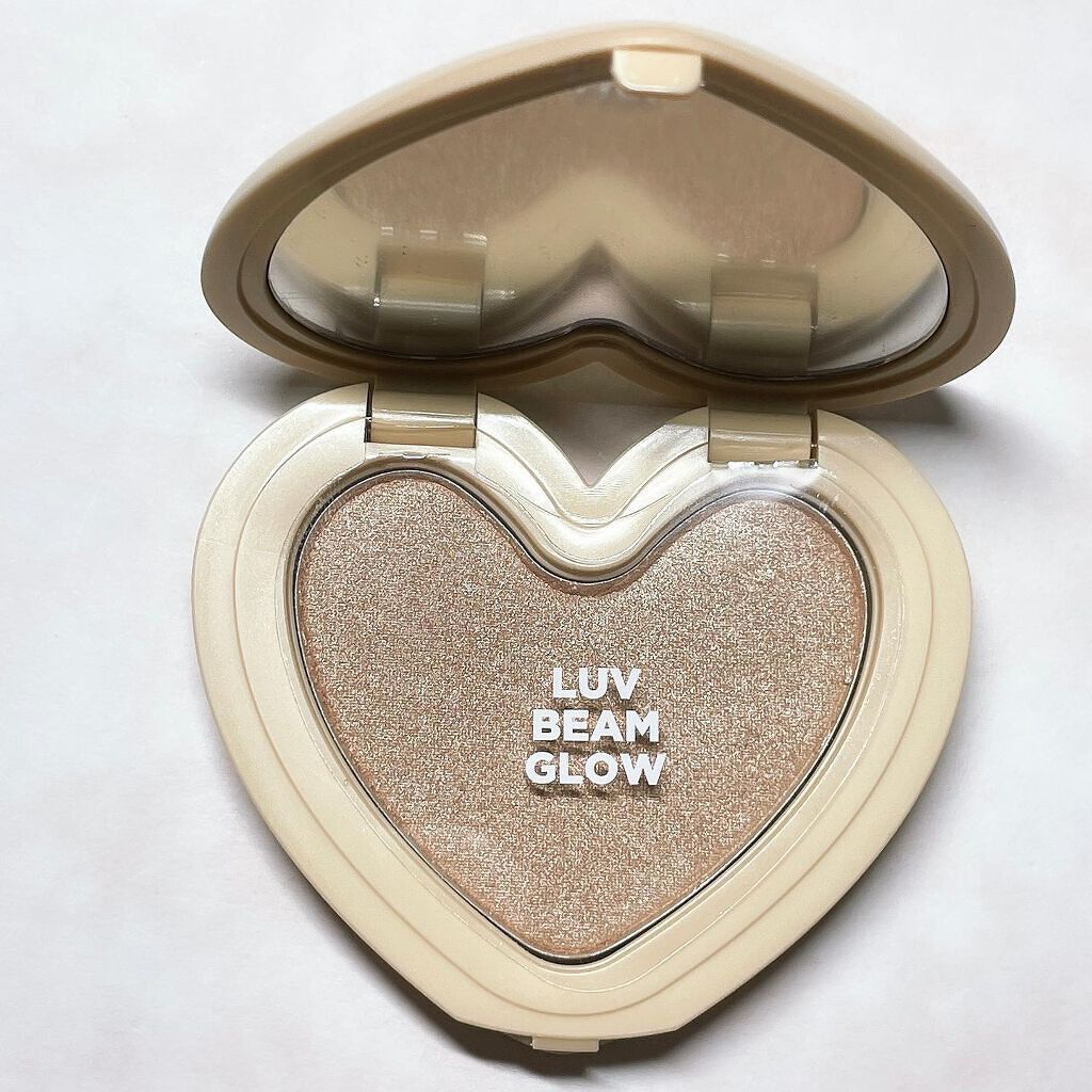 ラブビーム グロウ #02 AURA BEAM/lilybyred/パウダーハイライトを使ったクチコミ（2枚目）