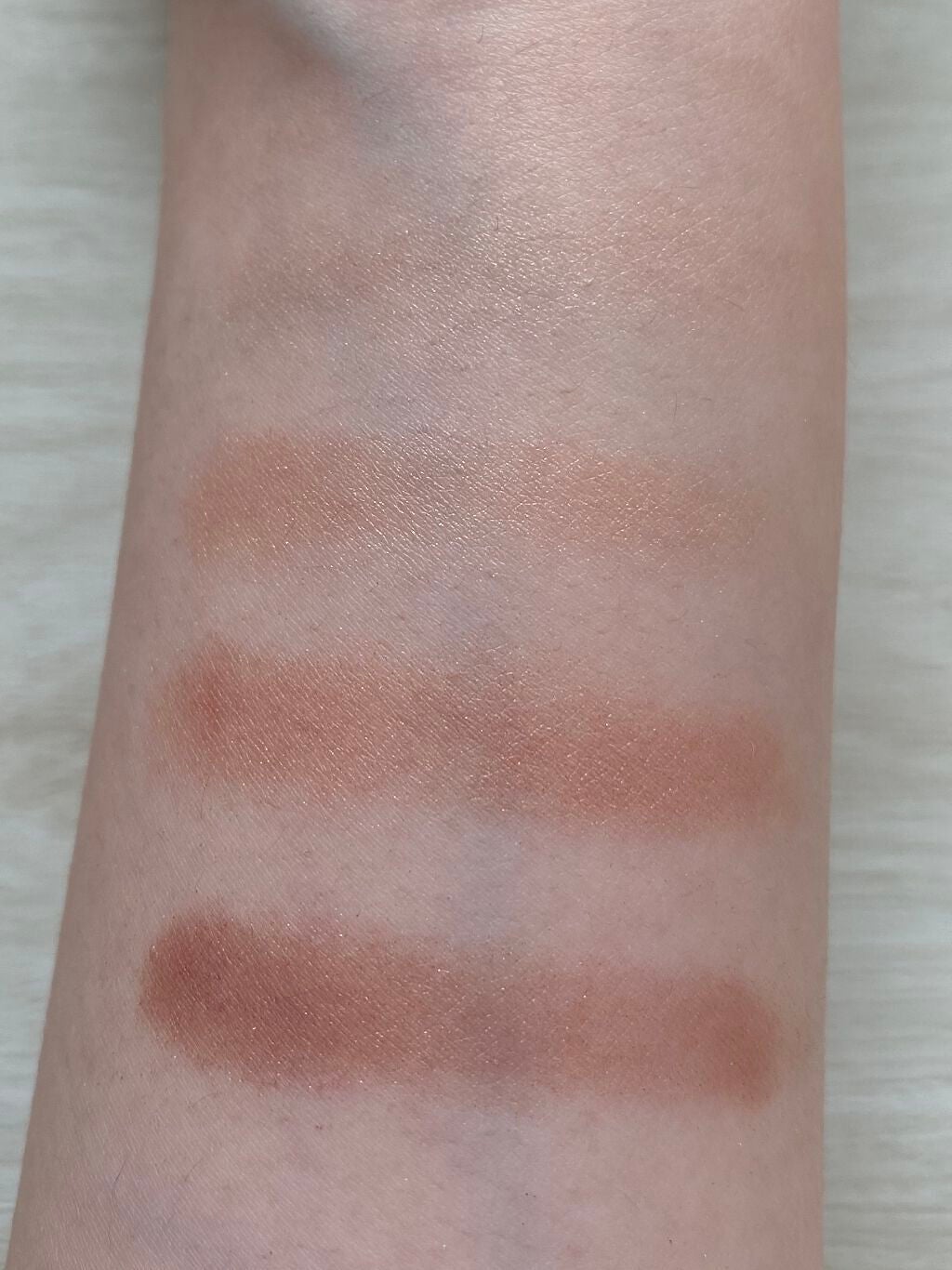 シルキースフレアイズ/キャンメイク/アイシャドウパレットを使ったクチコミ(3枚目)