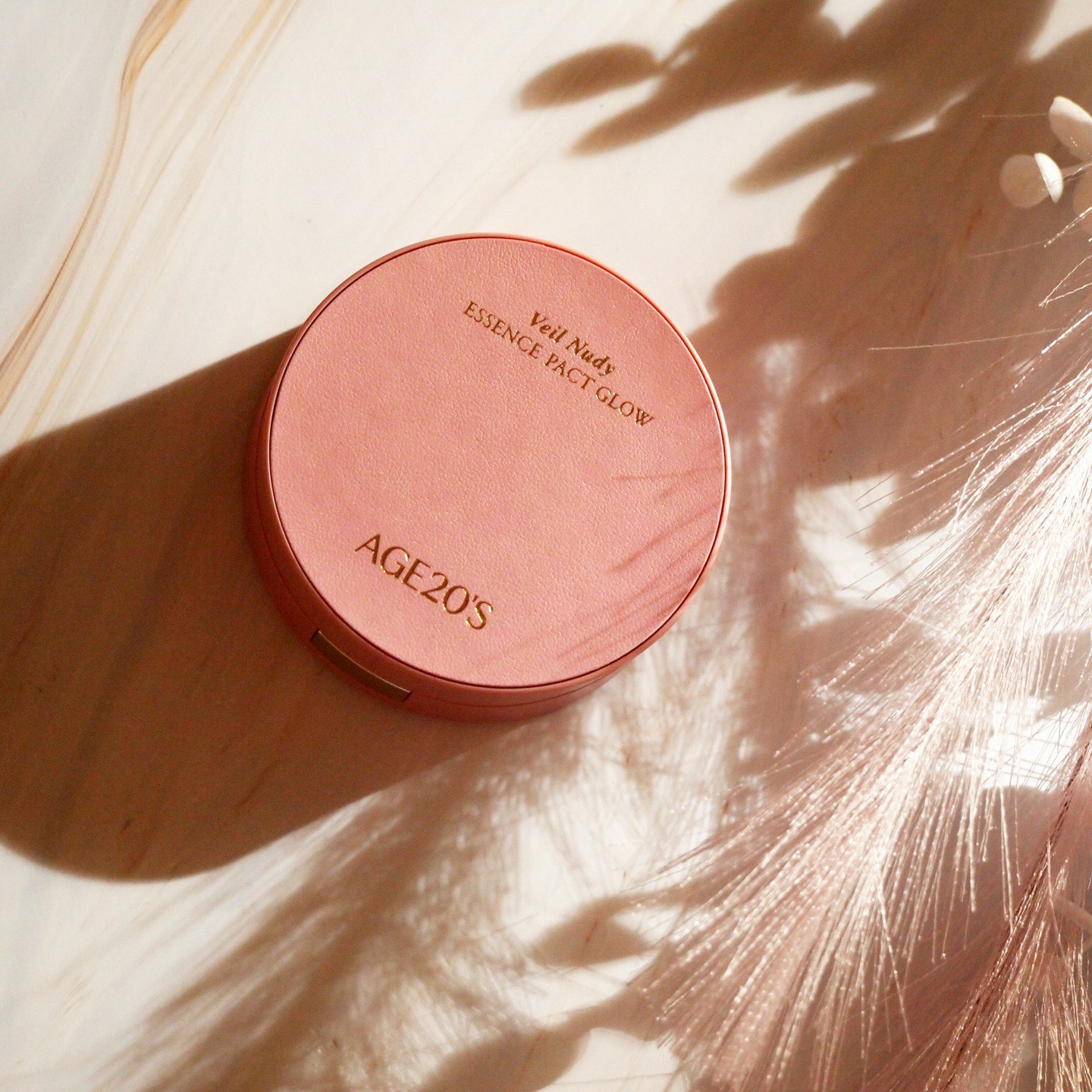 エッセンス カバー パクト モイスチャー/AGE20’s/リキッドファンデーションを使ったクチコミ（1枚目）