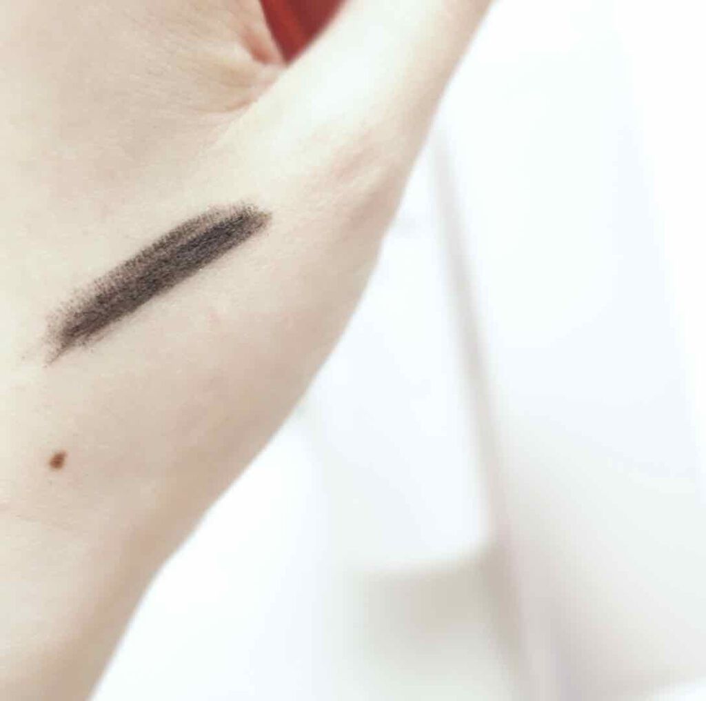 ディオールショウ プロ ライナー ウォータープルーフ/Dior/ペンシルアイライナーを使ったクチコミ(2枚目)