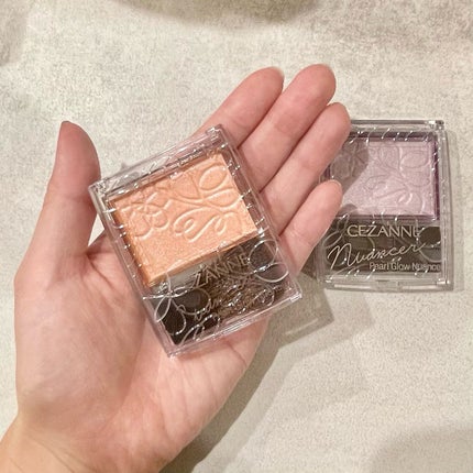 パールグロウニュアンサー/CEZANNE/パウダーハイライトを使ったクチコミ(2枚目)