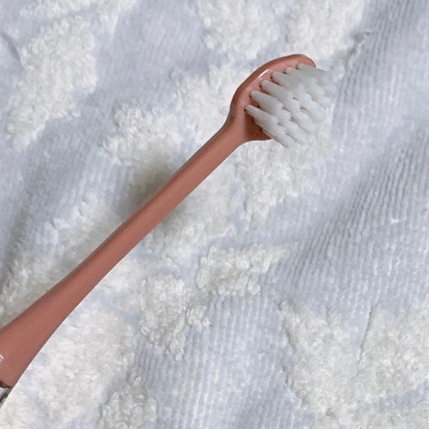 オーラツープレミアムハブラシ なめらかフィット/オーラツー/歯ブラシを使ったクチコミ(2枚目)