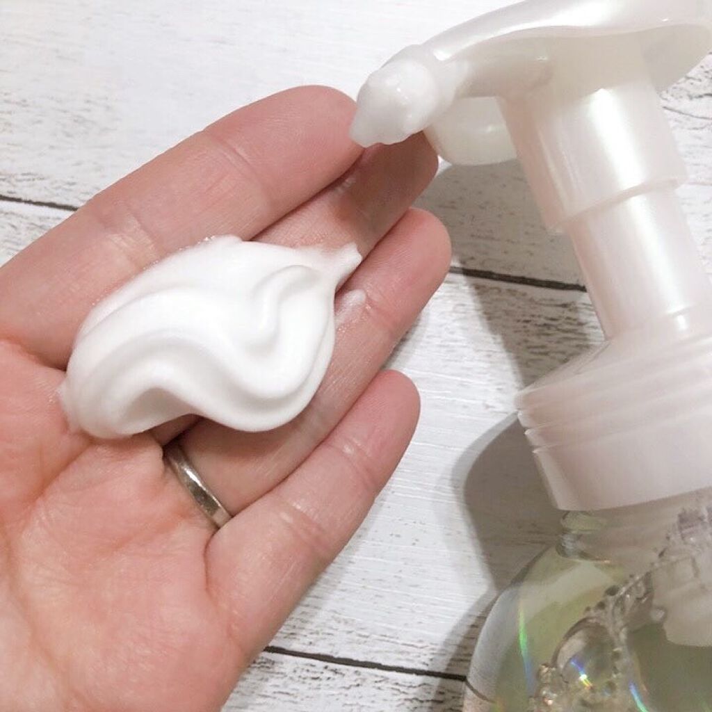 ザ ボディ 泡タイプ ピュアリーサボンの香り/ビオレu/ボディソープを使ったクチコミ（2枚目）