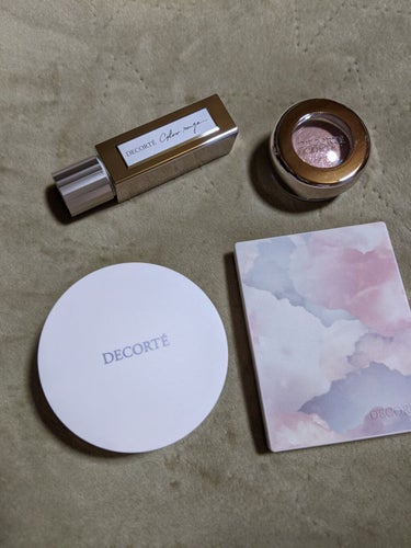 メイクアップ コレクション 2021 /DECORTÉ/メイクアップキットを使ったクチコミ（2枚目）