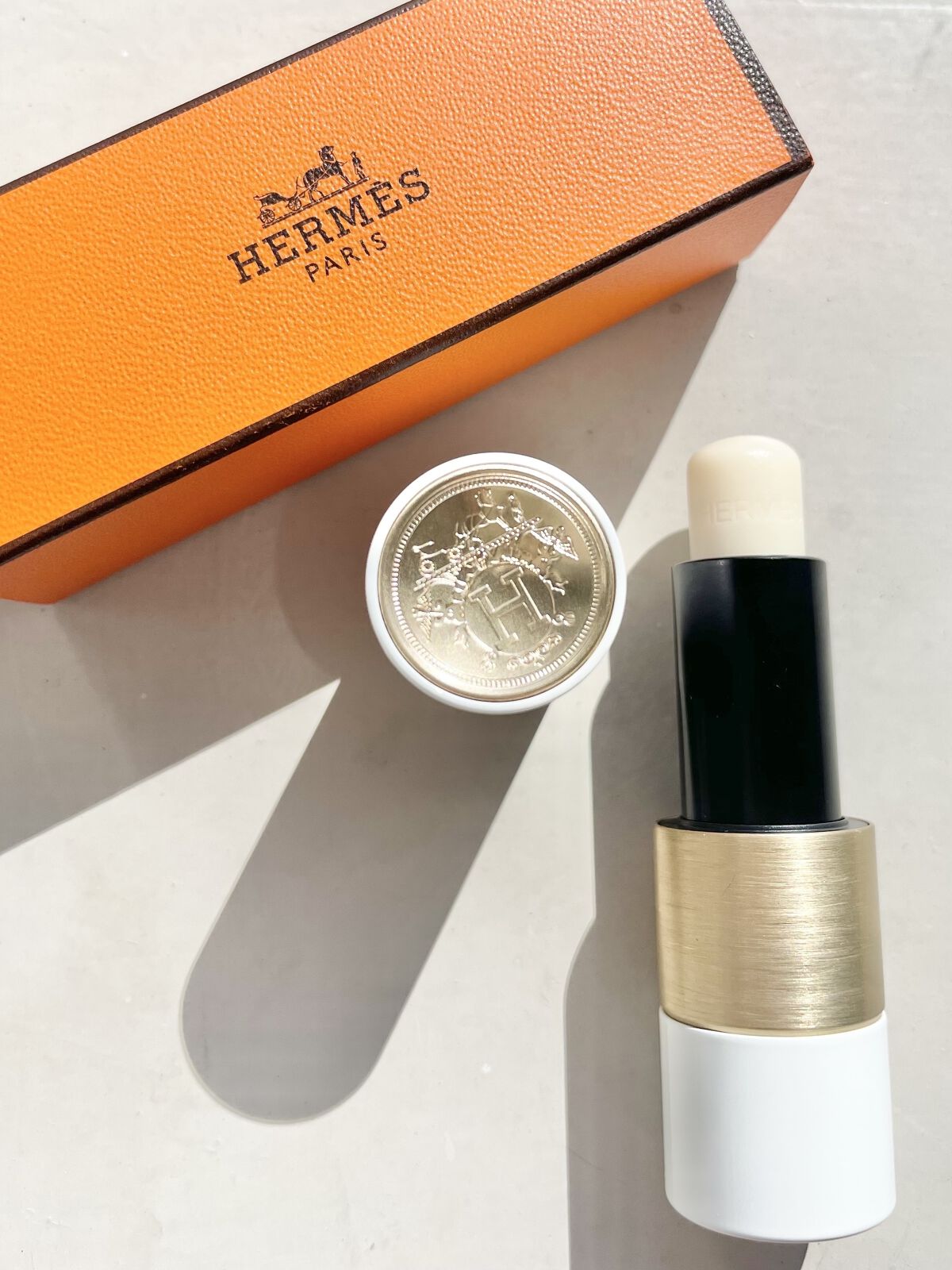 ルージュ エルメス ボーム ドゥ ソワン プール レ レーヴル/エルメス/リップバームを使ったクチコミ（1枚目）