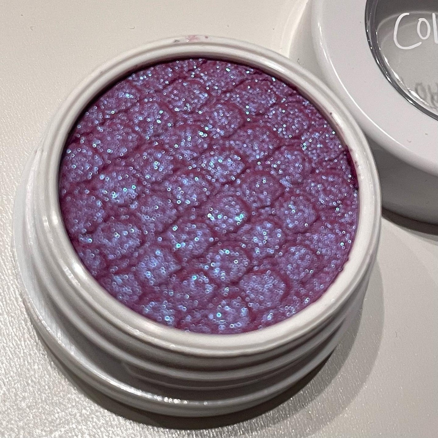 Super Shock Shadow/ColourPop/単色アイシャドウを使ったクチコミ(5枚目)