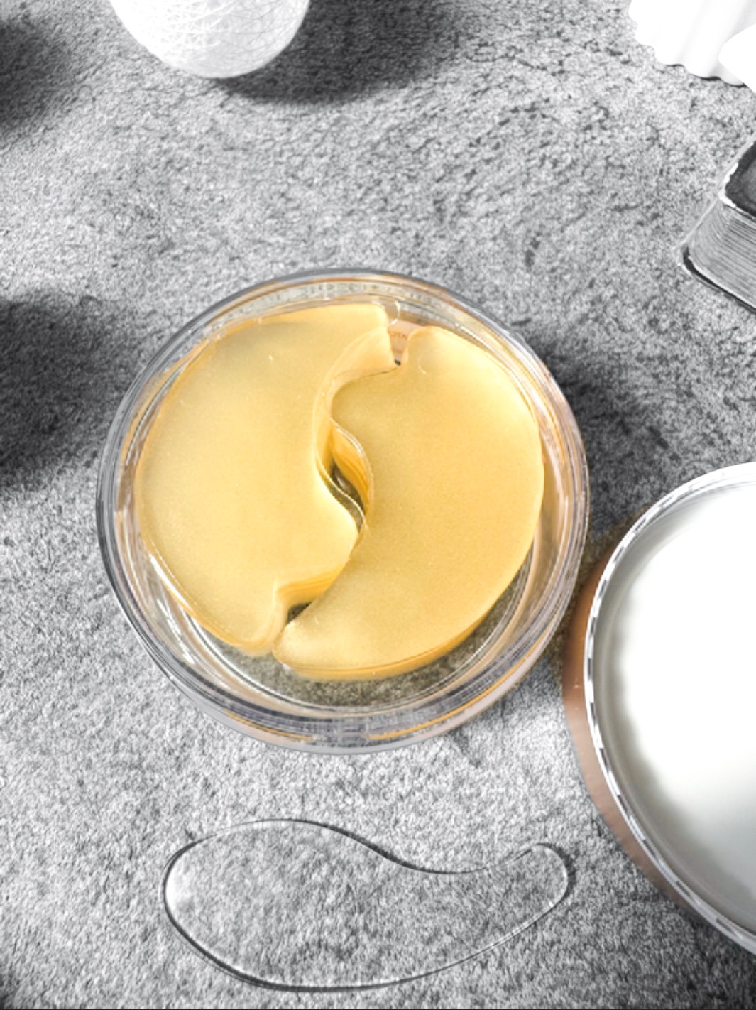 ゴールドコラーゲンパーフェクションアイパッチ/SNP/シートマスク・パックを使ったクチコミ（3枚目）