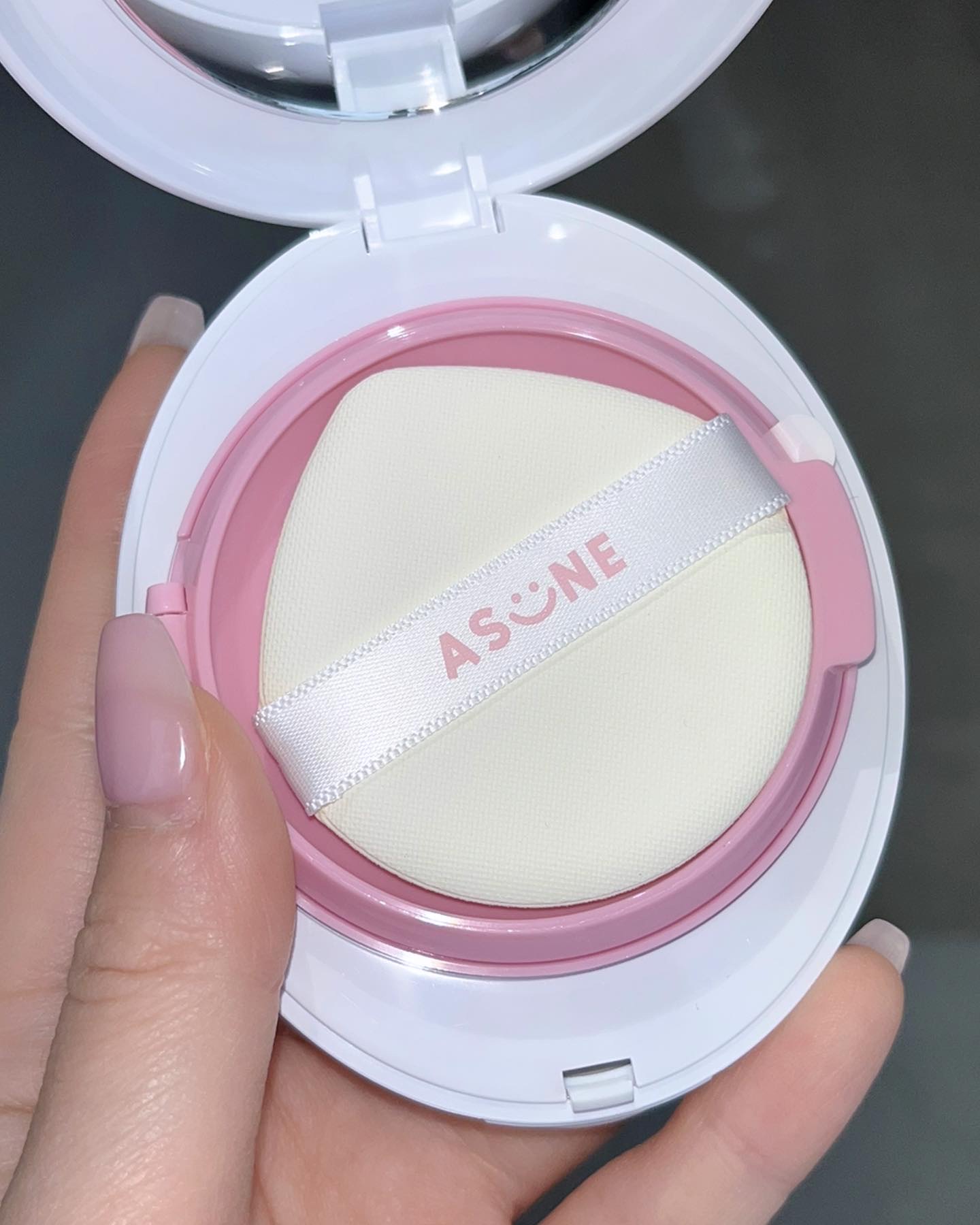 デューイーメッシュファンデーション #23 ナチュラルベージュ/ASUNE /クッションファンデーションを使ったクチコミ（2枚目）