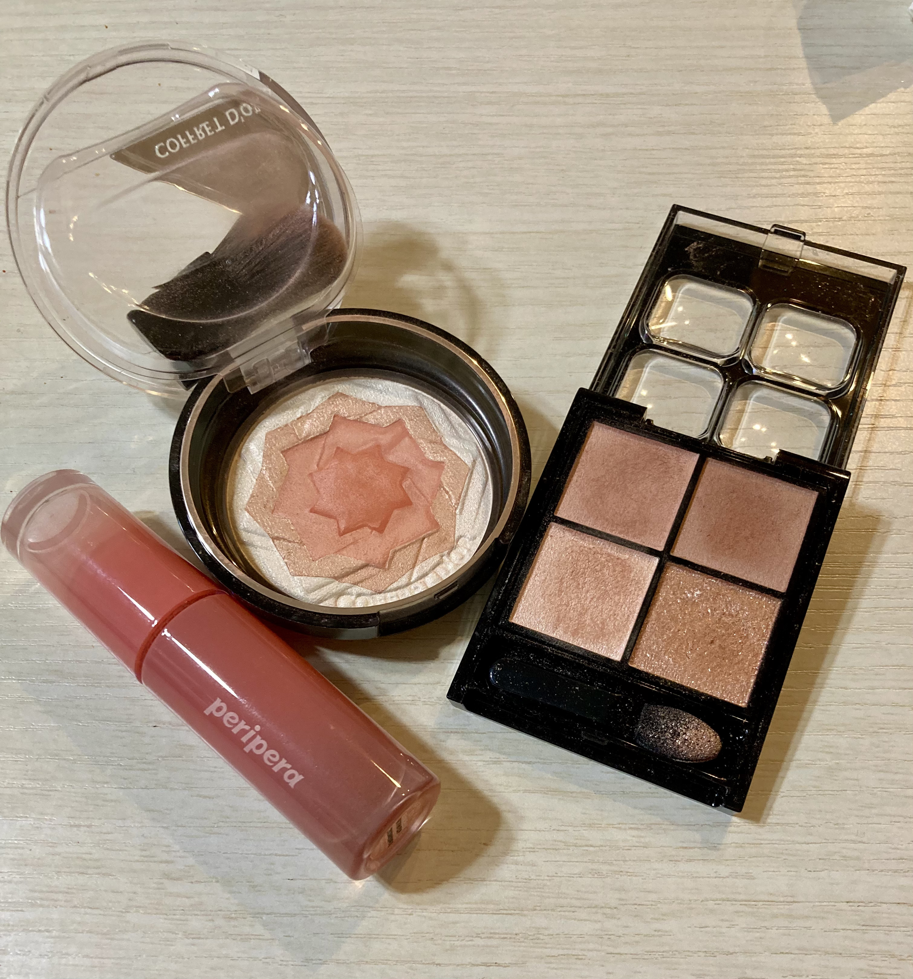 スマイルアップチークスＳ/コフレドール/パウダーチークを使ったクチコミ（2枚目）