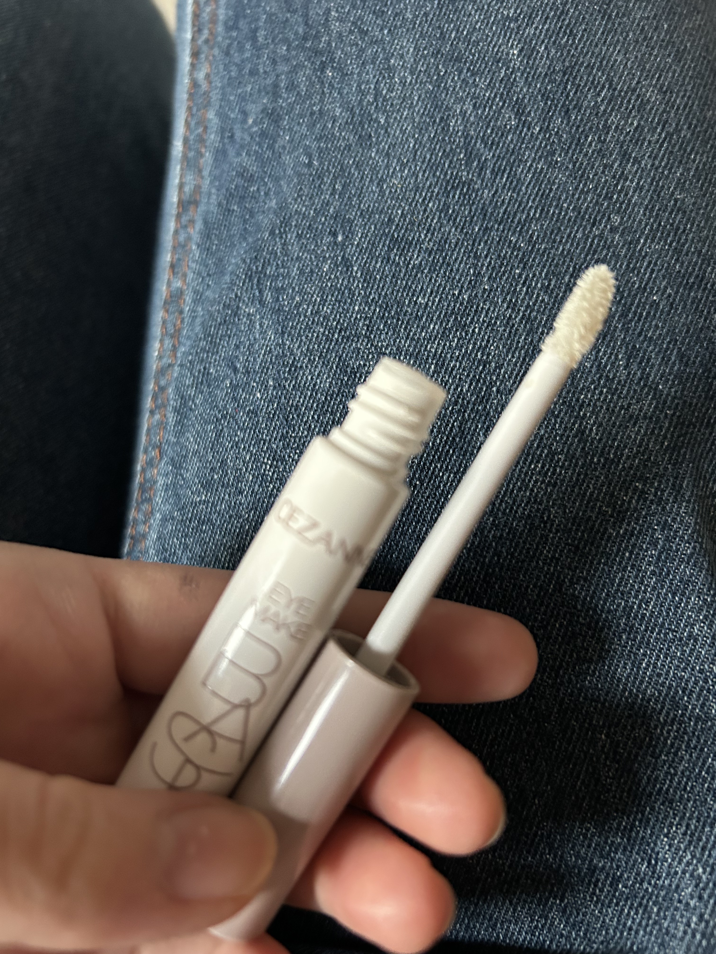 アイメイクベース アイメイクベース　クリア/CEZANNE/アイシャドウベースを使ったクチコミ（2枚目）