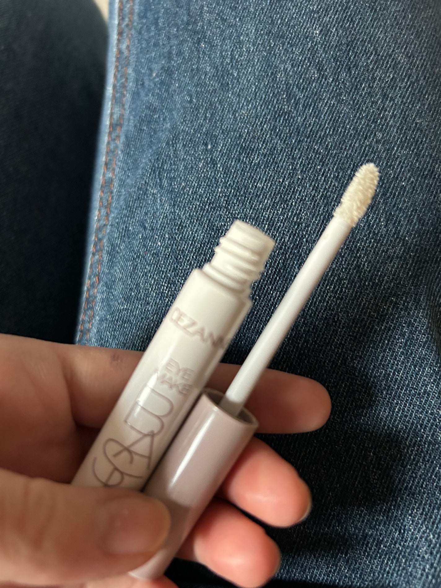 アイメイクベース/CEZANNE/アイシャドウベースを使ったクチコミ(2枚目)