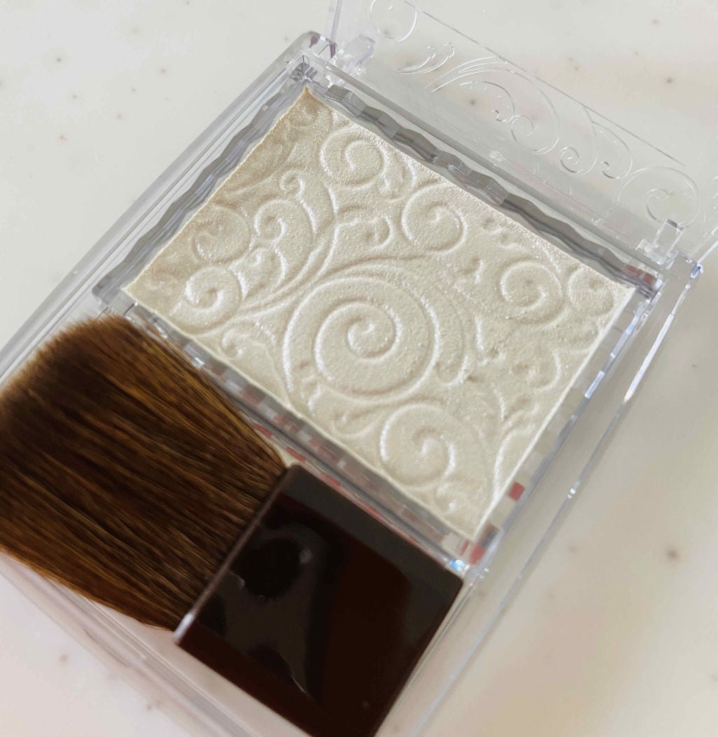 パールグロウハイライト/CEZANNE/パウダーハイライトを使ったクチコミ(2枚目)