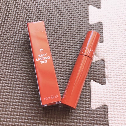 ジューシーラスティングティント/rom&nd/リップティントを使ったクチコミ(1枚目)