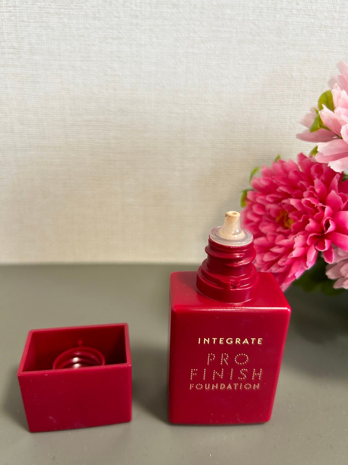 プロフィニッシュリキッド/インテグレート/リキッドファンデーションを使ったクチコミ(2枚目)