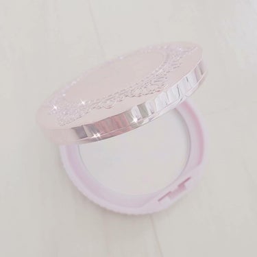 【旧品】マシュマロフィニッシュパウダー/キャンメイク/プレストパウダーを使ったクチコミ（2枚目）