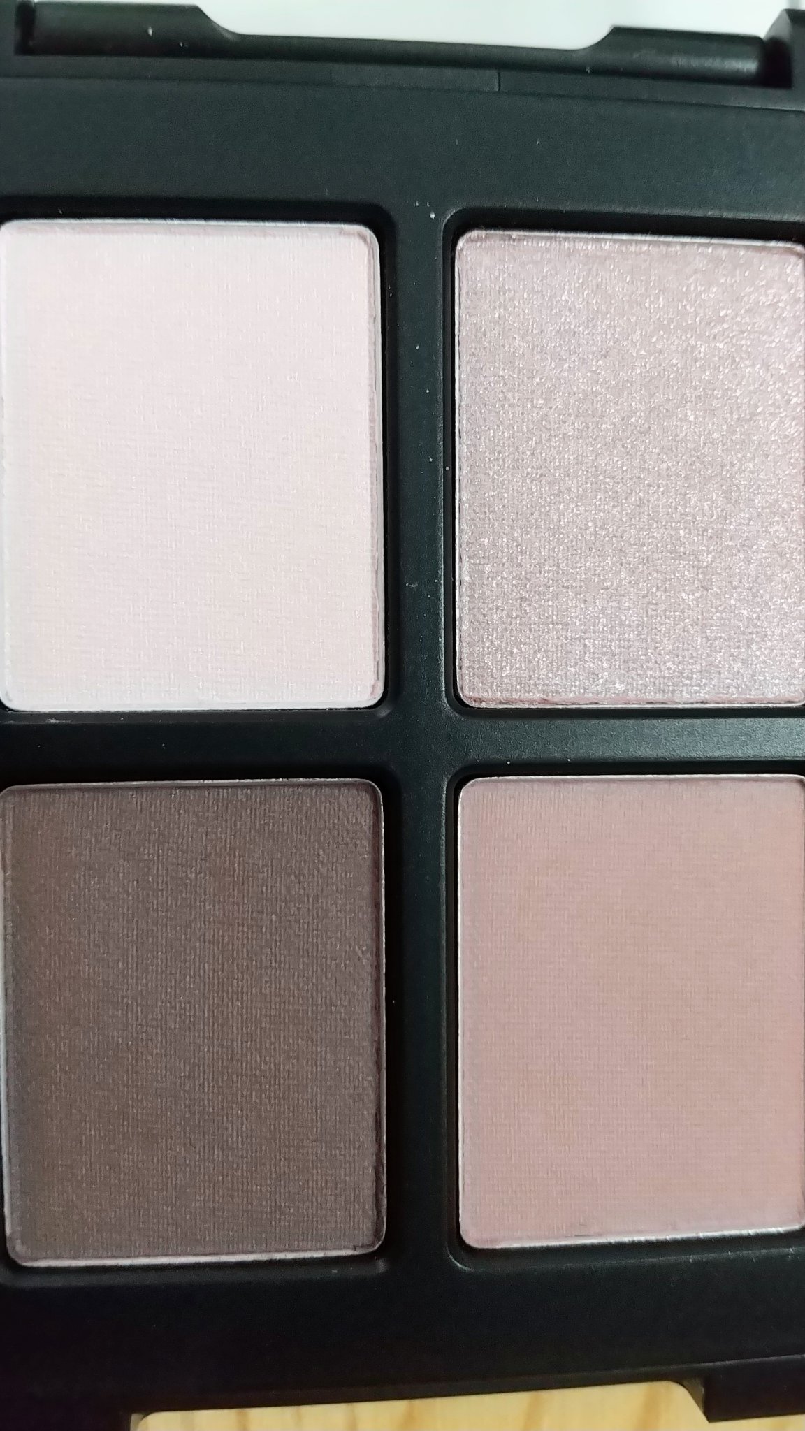 エトワルローズ 4色アイシャドウ 13 キャネル/Étoile Rose/アイシャドウパレットを使ったクチコミ（2枚目）