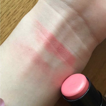 スティック ブラッシュ/リンメル ロンドン/パウダーチークを使ったクチコミ(2枚目)