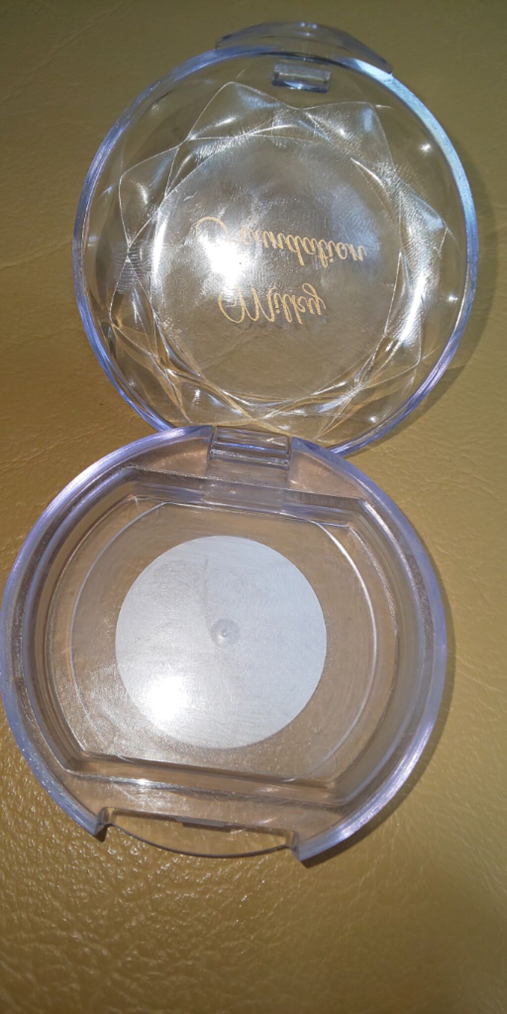 ミルキーファンデーション/DAISO/クリーム・エマルジョンファンデーションを使ったクチコミ(1枚目)