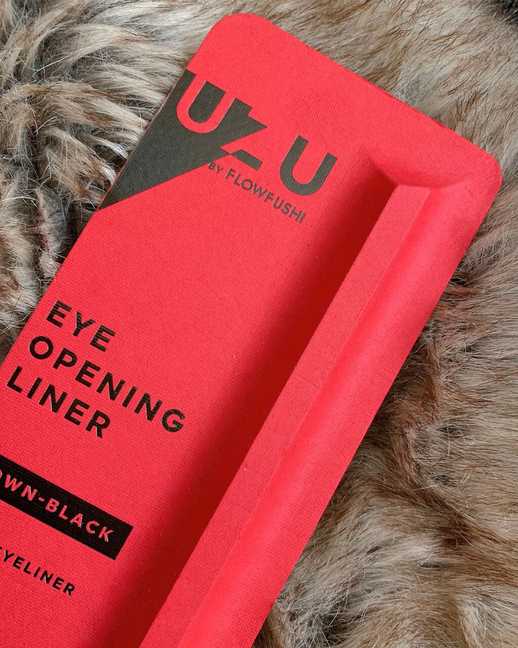 EYE OPENING LINER/UZU BY FLOWFUSHI/リキッドアイライナーを使ったクチコミ(1枚目)