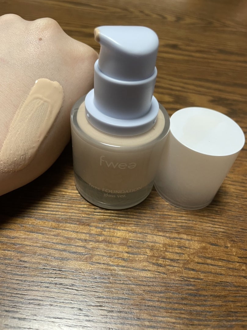 フィーファンデーションガラス/fwee/リキッドファンデーションを使ったクチコミ(2枚目)